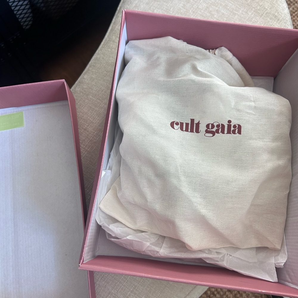 Cult Gaia Ria Sandal - Picture 12 of 12